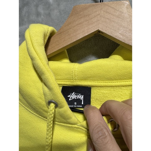 Stussy Sport Hoodie Small‎ Yellow Pullover Sweatshirt Bold Logo Streetwear - Picture 3 of 10